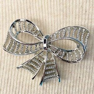 Open Work Brooch Silver Tone Bow